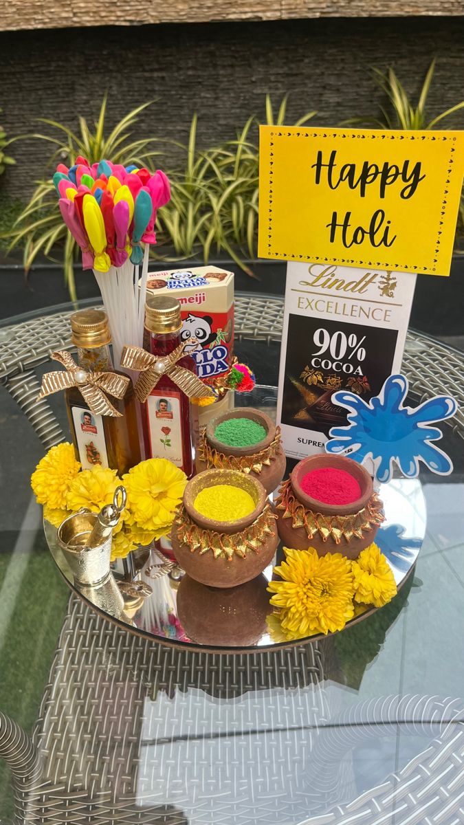 FESTIVE HAMPER : HOLI
